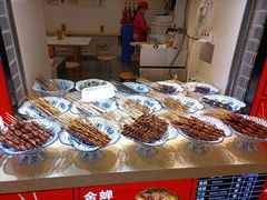 自助取餐区-东门町美食街