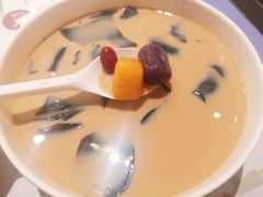 -八婆婆烧仙草(中山路店)