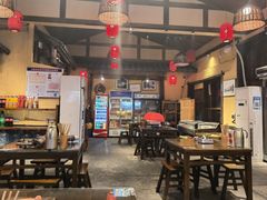 -富正毅三下锅·湘西韵味(天门山索道店)