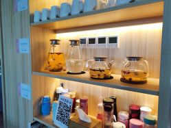 -静待花开瑜伽尊巴会馆