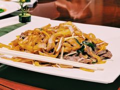 炒河粉-龙悦湾酒家·八阵鱼生·渔人码头店