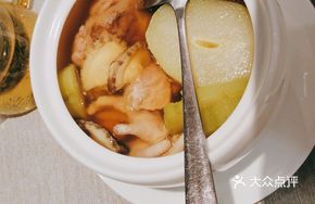 Buddha's Hand Gourd Stewed with Pearl Abalone