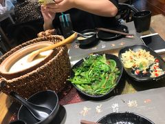 -潮十三潮汕砂锅粥(高新四路大都荟店)