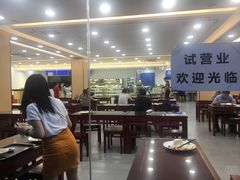 大堂-常兴顺小吃(草房店)