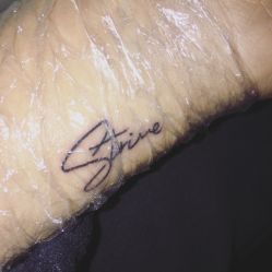 -明星刺青·洗纹身