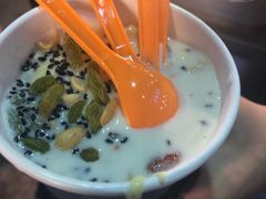 -刘信牛羊肉小炒泡馍(回民街店)