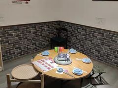 包厢-茸梅路右拐龙虾-农家菜(松江店)