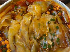 -贵厨酸汤牛肉(小十字店)