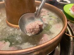 -洞庭洲·防空洞火锅·烧烤·铜锅涮肉(新百广场店)
