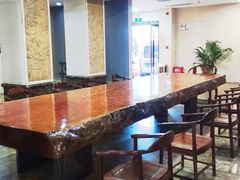 -金皇国际大酒店(桂林两江四湖火车站店)