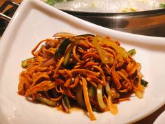 虫草花拌鸭丝-守柴炉烤鸭(科华中路王府井店)