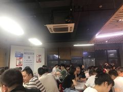 等位区-小民大排档(光谷店)