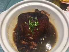 -老码头黑皮肘子锅包肉熏酱水饺(文政街店)