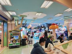 -莫莉幻想儿童乐园(武汉经开永旺店)