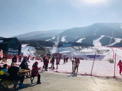 -鳌山滑雪度假区