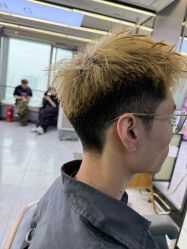 -藤野造型烫发染发