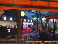 -二荆条·蜀鲜汇城市森林火锅