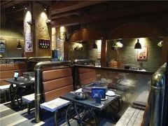 卡座-愿者上钩(布吉老街店)