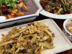 豆花牛肉-天回镇何氏豆腐(总店)