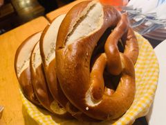 碱水面包圈-宝莱纳餐厅(滨江店)