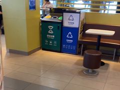 -麦当劳(龙洞店)
