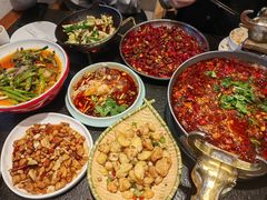 -万重锦·人文川菜馆(骡马市店)