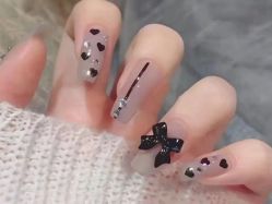 -悦指间美甲美睫