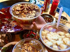 -鸿顺老铁锅美蛙鱼府(解放碑店)