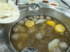 -粤潮牛肉火锅店(江南大道店)