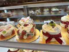 -花花卷卷·鲜食蛋糕(静安久光百货店)
