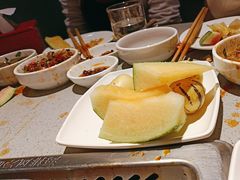 -海底捞火锅(新松江路生日主题店)