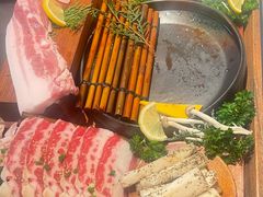 -轻烧烤肉(光谷步行街店)