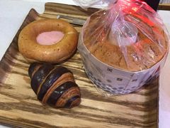 -巴黎贝甜(大宁国际商业广场店)