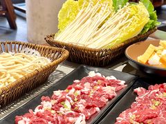-四点金粥底火锅(沂州里店)