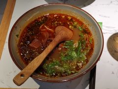 -百春原湖南牛肉粉(百联世纪店)
