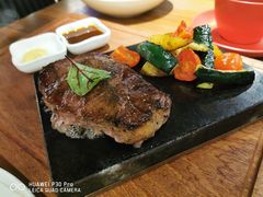 -Erman岩烧牛排(虹桥南丰城店)