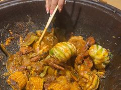 -万里闯关东铁锅炖菜馆(高新旗舰店)