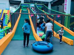 -蒙特利亲子乐园