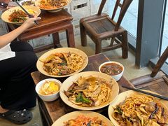 -方铲铲·成都板凳面(滨江银泰店)