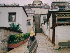 -噶丹松赞林寺