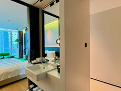 -亚善天籁S酒店(成都太古里旗舰店)