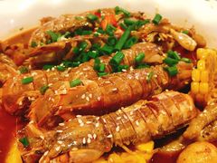 虾姑煲-朋友圈概念餐厅(象山万达广场店)