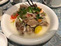 豪情手抓肉-巴扎美食·新疆菜·西域歌舞表演餐厅(新疆大厦店)