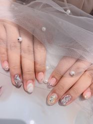 -纤指百魅美甲美睫