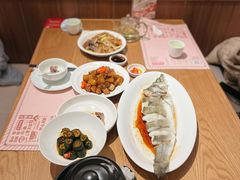 -顺风汤馆·广府粤菜(江宸天街店)
