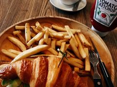 -Common Table · Brunch & Coffee
