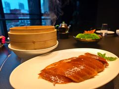 酥香嫩烤鸭-四季民福烤鸭店(外滩外白渡桥店)