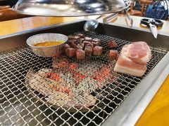 五花肉-肉甲韩国木炭烤肉(新壹街1店)