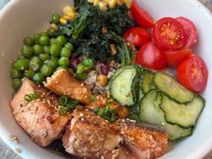 酱烧三文鱼鹰嘴豆谷豆碗-gaga(北京新中关购物中心店)