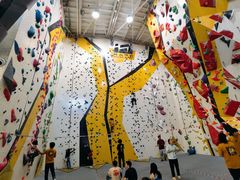 -问山MountQuest攀岩馆